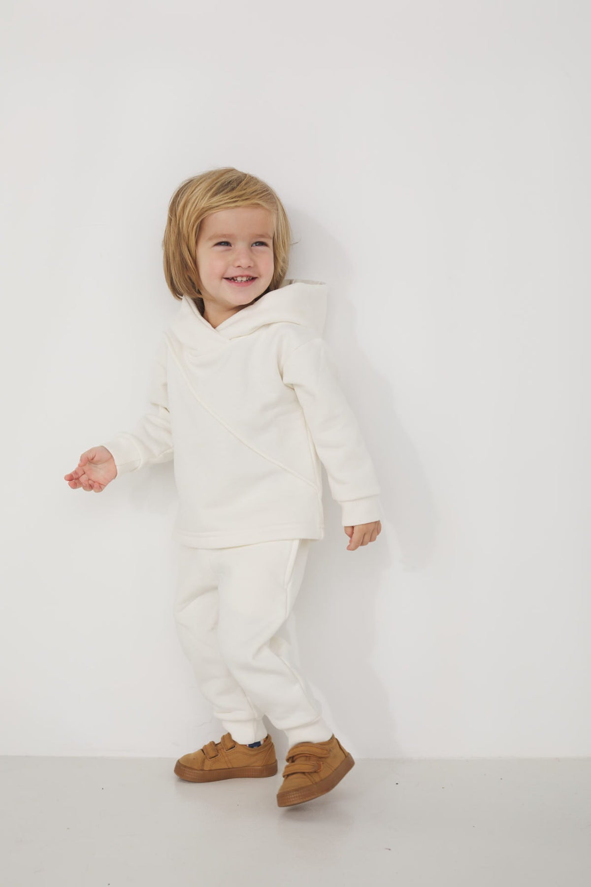 Spodnie Soft Line Kids Białe