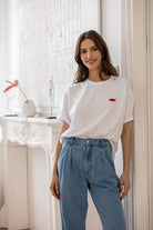 T-shirt Voilà Biały Usta